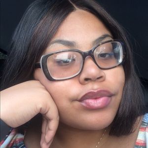 Meet your Posher, Yasmin